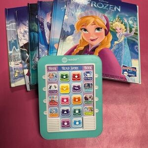 Disney Frozen Me Reader with 7 Book Set - Blue and Pink